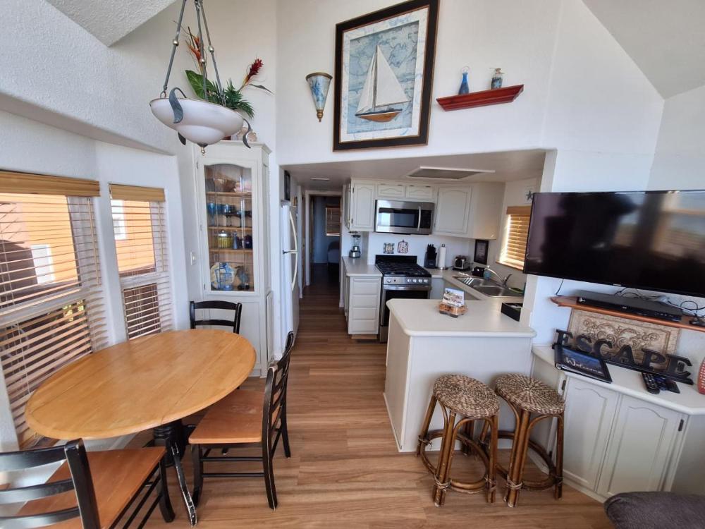 Bungalow - Beach Front interior